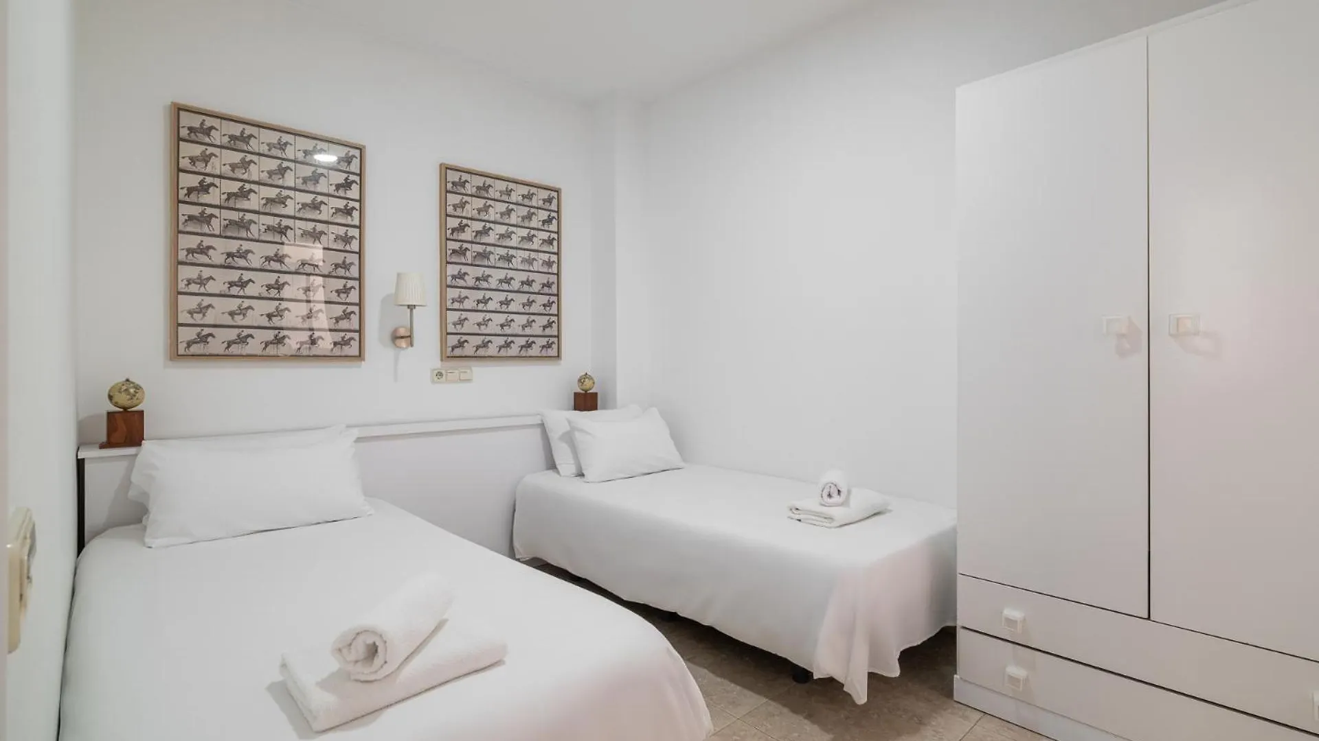 Stay U-Nique Apartment Creu Coberta II Barcelona