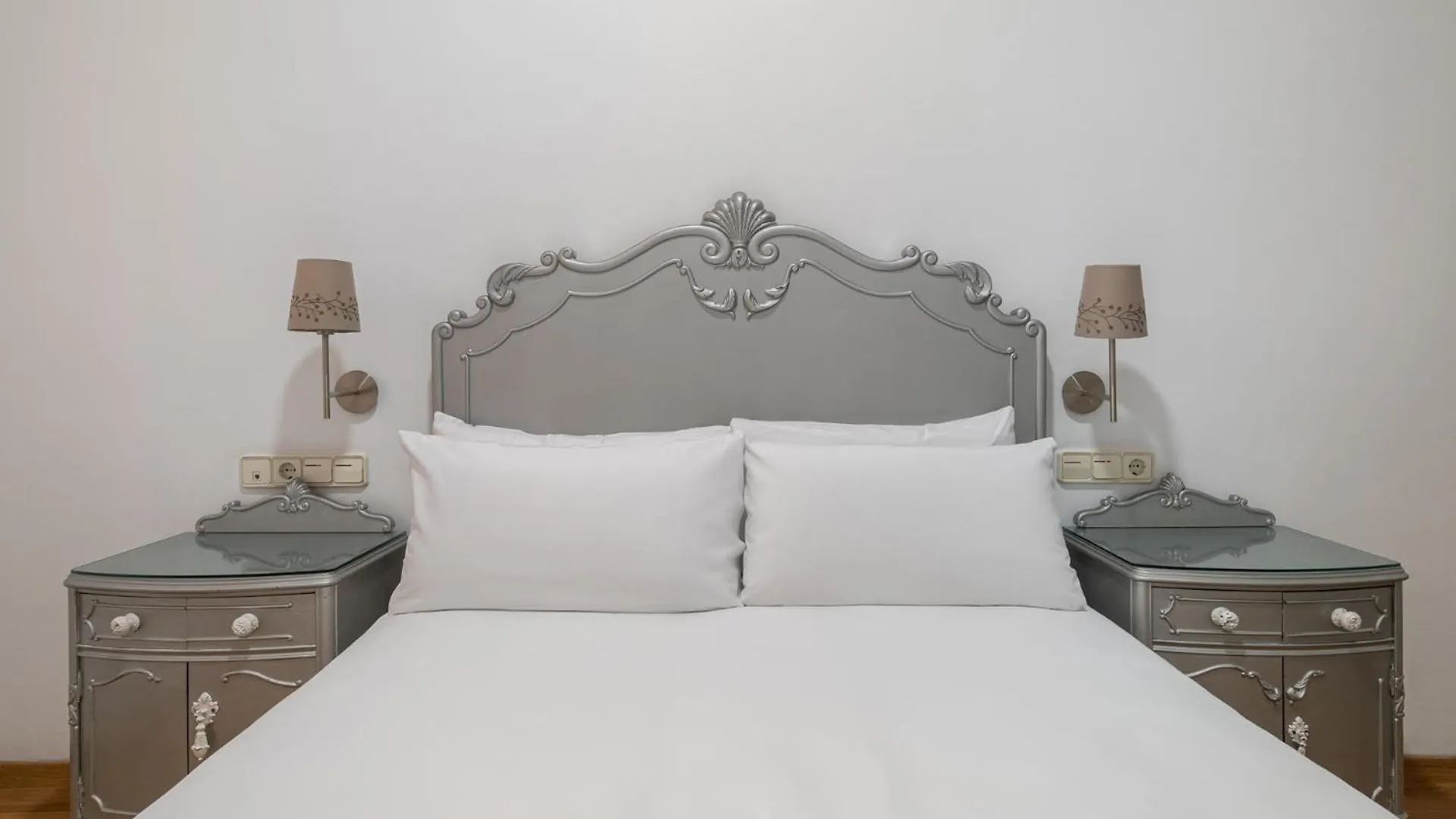 Stay U-Nique Apartment Creu Coberta II Barcelona